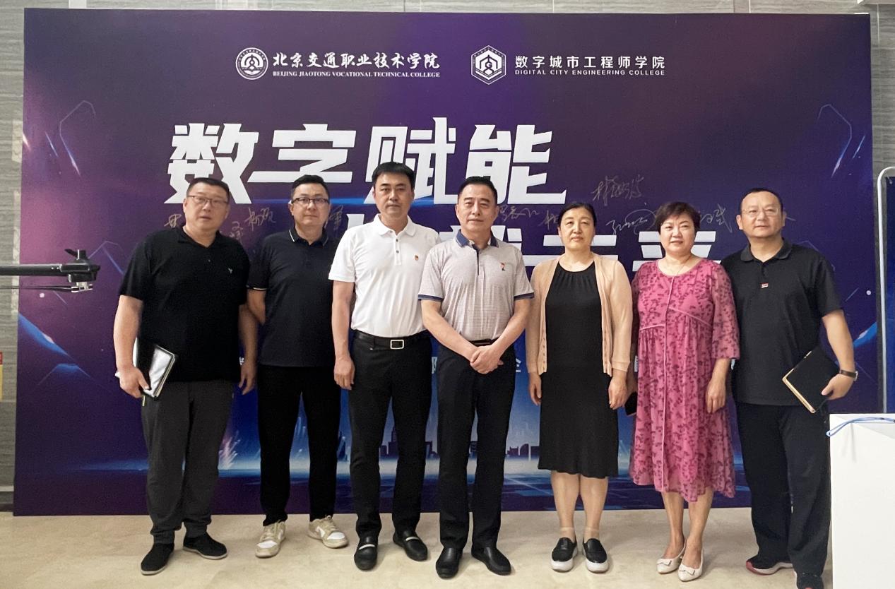 说明: WechatIMGbe7d3971176f4c276dfb7927ee9ca515